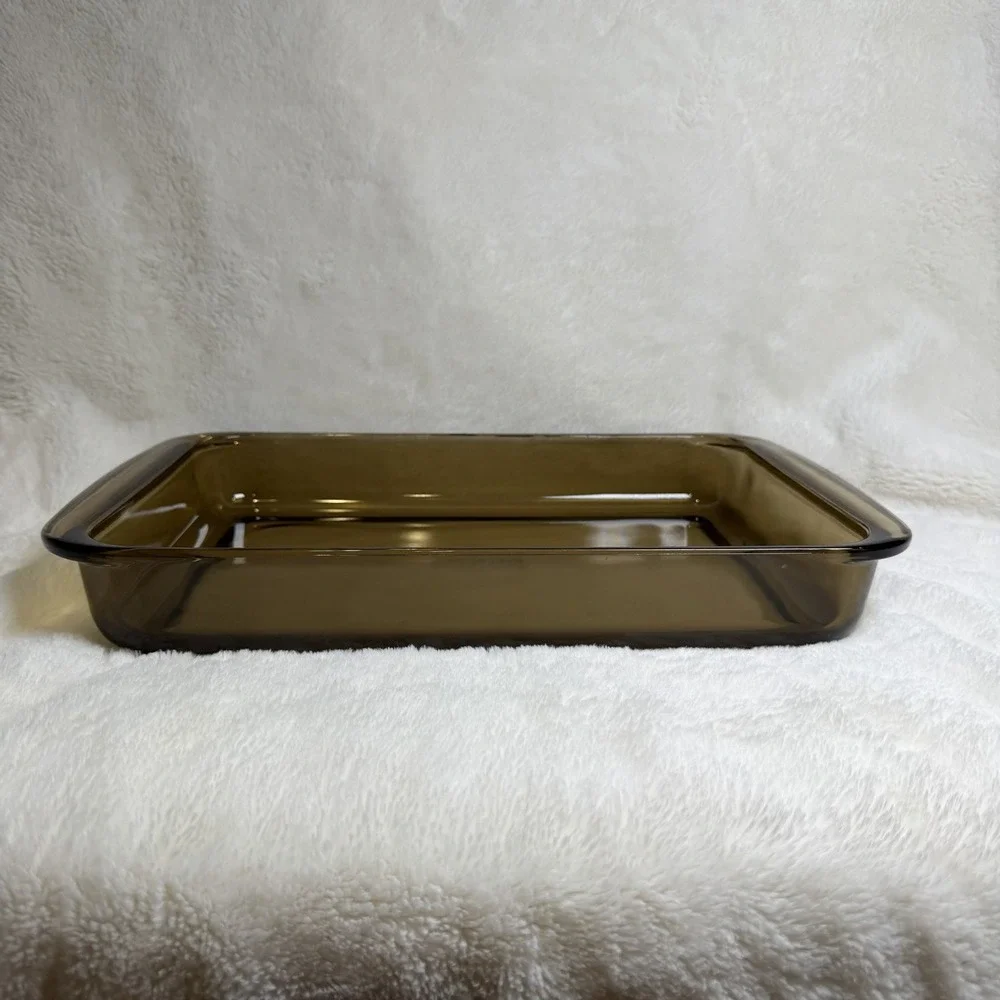 Vintage 1980's Pyrex Amber Glass 233 Tab Handles Cake Brownie Bake Pan Casserole